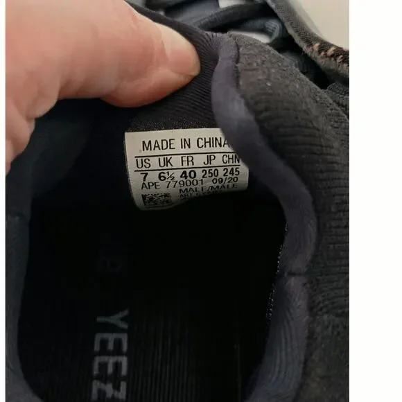 Adidas Yeezys Men's 700 V3's Clay Brown. Size 7 Men-8.5 W streetwear Athleisure - Picture 11 of 12